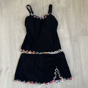 Profile by Gottex. Ruffle trim swim top and skirt bottom. Size 14